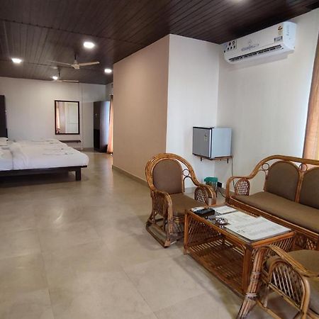 Kay'S Riverview Resort Baga Buitenkant foto